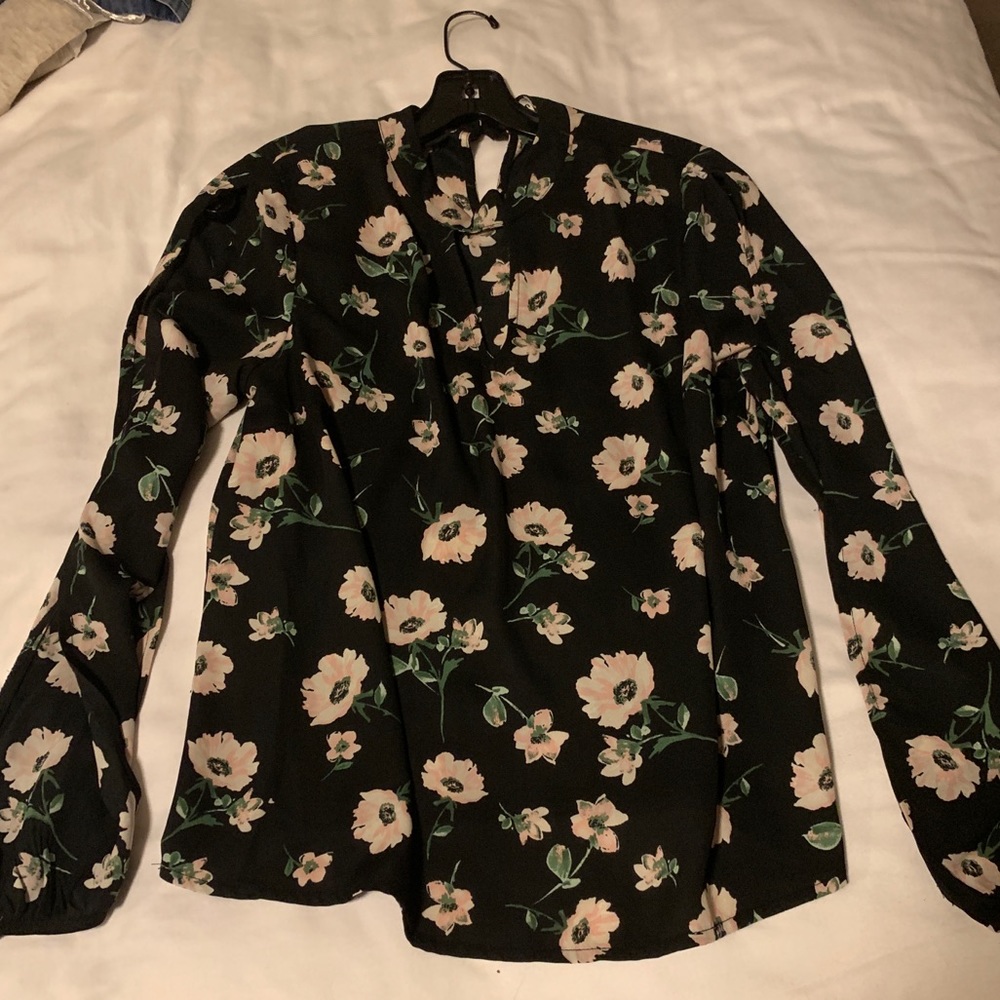 Floral blouse!!